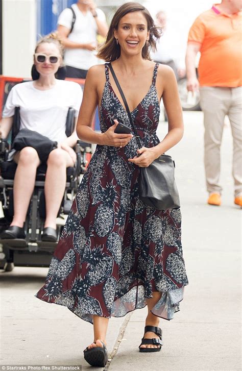 Katching My I Jessica Alba Shows Some Skin In Pineapple Print Dress As