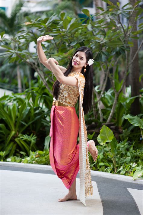 Traditional Thai Dance - Chatrium Hotels & Residences Blog | Travel Blog Thailand & Myanmar