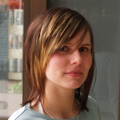 Stufen sind bei frisuren für feines dünnes haar super, denn sie lassen das haar voluminöser wirken. Frisuren für langes feines haar