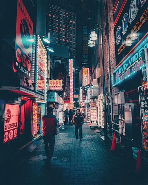 Vibrant Night Photography Of Tokyos Streets By Keiichiro Kinoshita