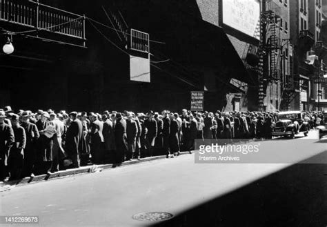 Great Depression Food Line Photos And Premium High Res Pictures Getty