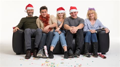 Outnumbered Fans Cant Contain Their Excitement As Cast Begin Filming