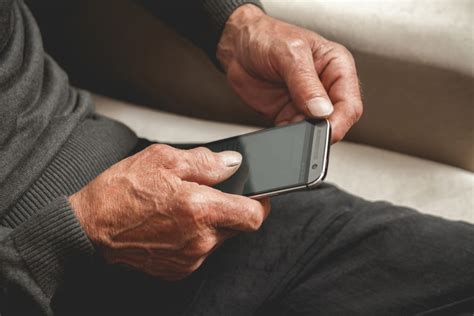 The Best Cell Phone Plans For Seniors Clark Howard