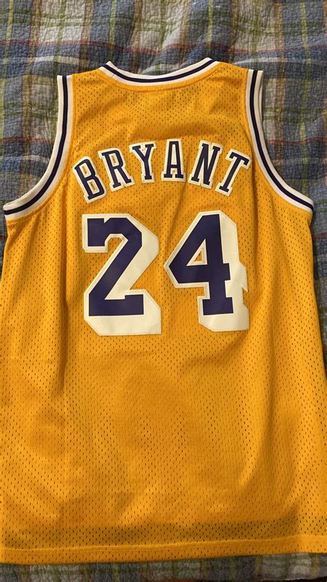 Ahead of kobe bryant's jersey retirement, a look back at his best games wearing both numbers. Kobe Bryant Authentic Swingman Adidas Jersey Size Medium Trade Nike 24 8 Retro Hardwood Classic ...