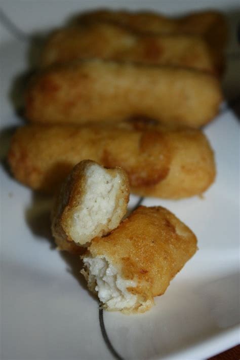 Chicken Dipping Sauces: Sweet Chili & Dil Pickle Honey Mustard - The