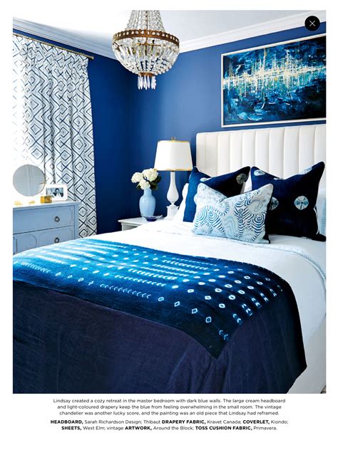 See how this bedroom's bed, bedding, and the paneled ceiling have given the space a welcoming touch. Pin by Judith Williams on A blue &white decor | Blue ...