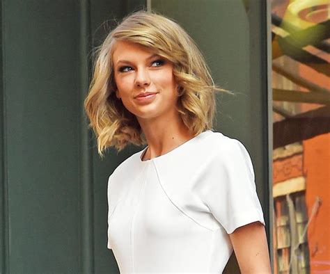 This Taylor Swift Instagram Doppelgänger Is Freaking Us Out Elle