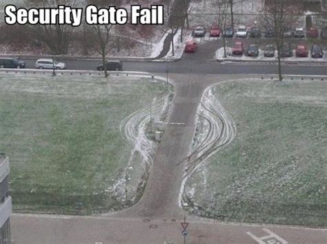 Security Gate Fail Funny Pictures Picture Fails New Community