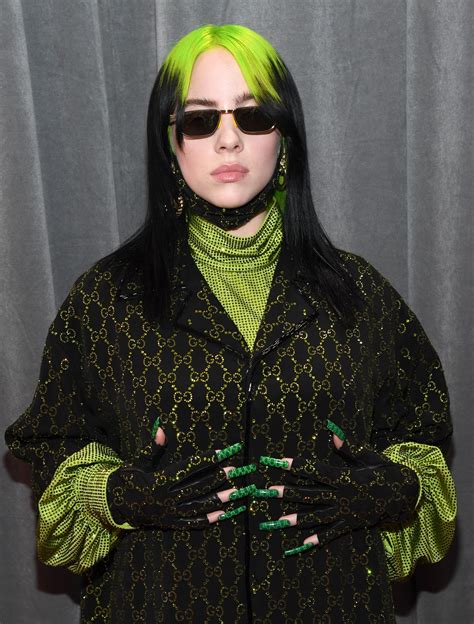 Billie eilish shared the grammy for song of the year with her brother, finneas o'connell. Grammys 2020: Billie Eilish Wears Gucci-Themed Nails on ...