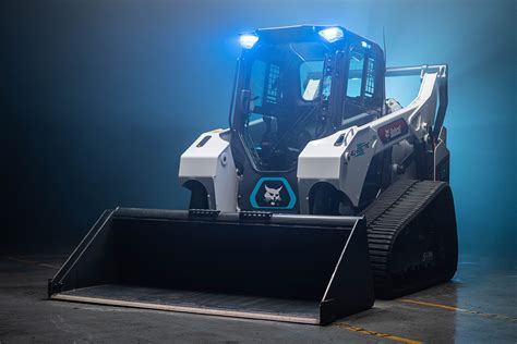 Bobcat T7x Worlds First All Electric Compact Track Loader