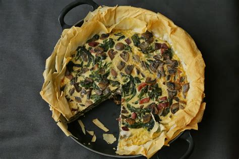 One pan tart quiche pâte filo aux légumes réalisée dans une seule