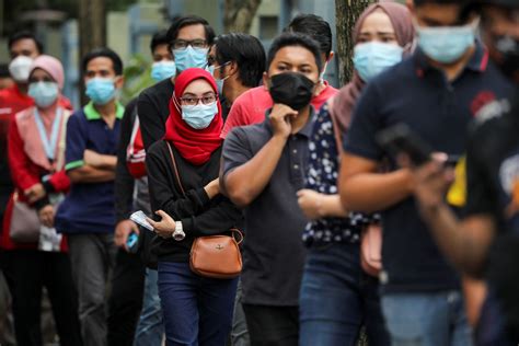 Malaysian astronaut suits up to deliver food for restaurant during country's partial lockdown petaling jaya — malaysia's first astronaut sheikh muszaphar shukor sheikh mustapha has swapped his. Malaysia imposes 2-week lockdown