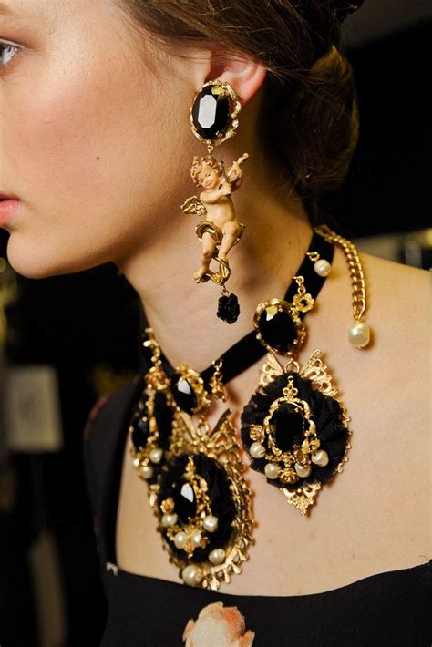 Dolce And Gabbana Fall 2012 Ready To Wear Fashion Show Black Gold