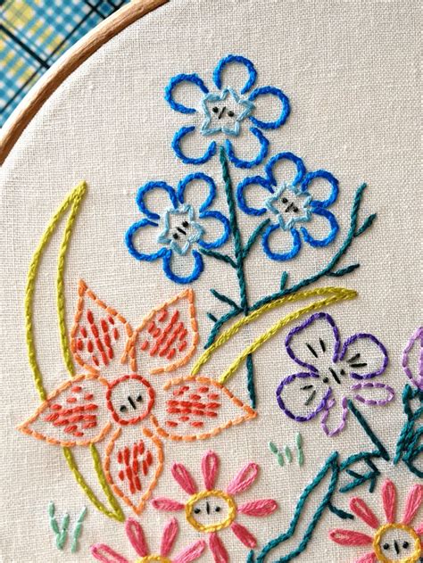 Hand Embroidery Made Simple And Free Pattern Embroidery Patterns Free