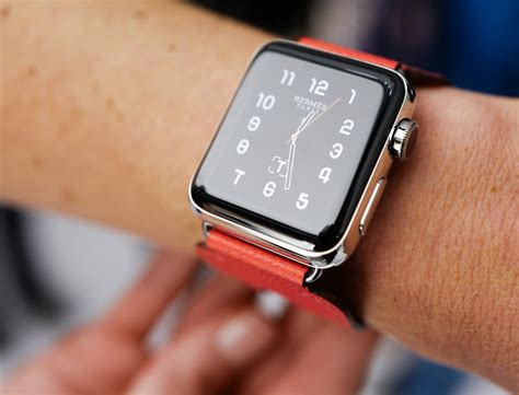 Iphone and apple watch can be great tools to help stay healthy and flatten the curve of the coronavirus outbreak. Apple Watch Series 2 Smartwatch Hands-On | aBlogtoWatch