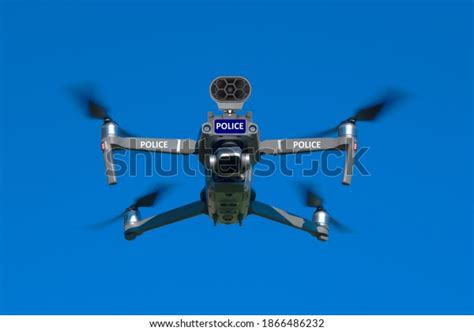 2 821 Drone Politi Bilder Arkivfotografier Og Vektorer Shutterstock