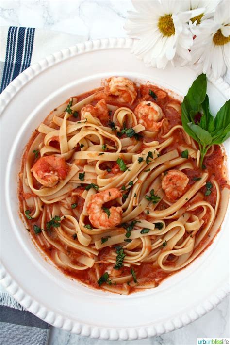 Food Bliss: Shrimp Fettuccine with Vodka Tomato Sauce ...