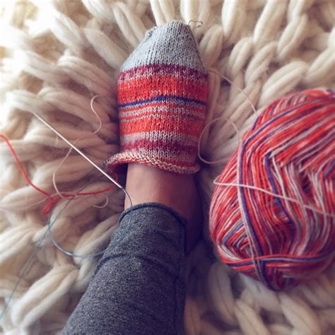 Knitting Toe Up And Afterthought Heel Socks On The Needles — Very Shannon