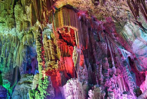 Conheça A Reed Flute Cave A Mais Bela Caverna Chinesa