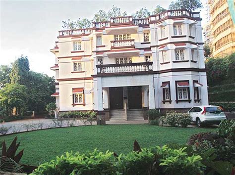 Kumar Mangalam Birla To Buy Jatia House For Rs 425 Cr Company News