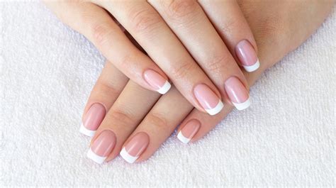 What Is The Modern French Manicure