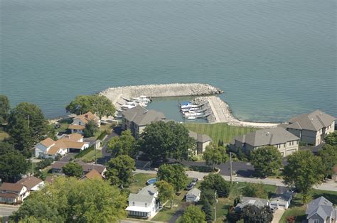 Marblehead is a seaside village in ottawa county, ohio, just a short drive from cedar point. Lighthouse Point Marina in Lakeside Marblehead,, OH ...