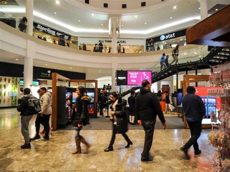 What Time Citi Trends Open On Black Friday - Black Friday mall hours 2019: What time does Black Friday shopping