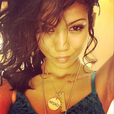 37 Of Jhene Aiko’s Sexiest Instagram Moments Photos K97 5