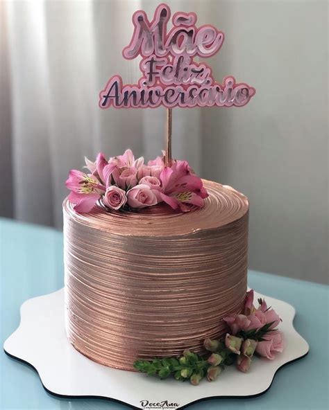 Pin de Mariana Camargo em Food Cake Bolos de aniversário Bolo de