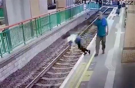 Man Arrested For Pushing Worker Onto Train Tracks In Hong Kong Thats Shenzhen