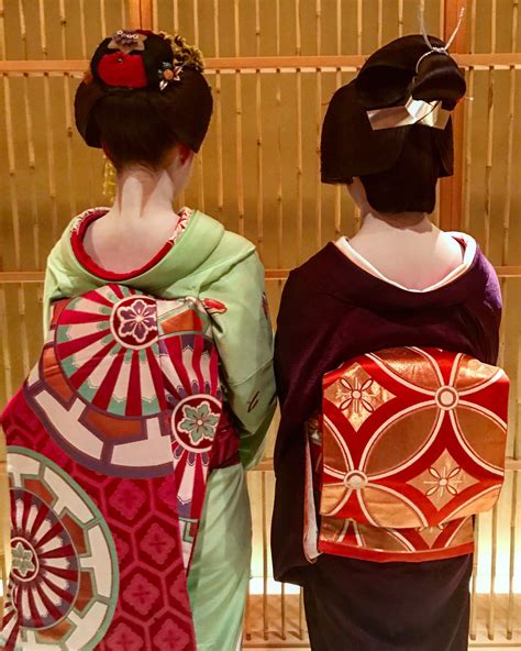 An Inside Peek At Kyotos Secretive Geisha Culture Geisha Japanese