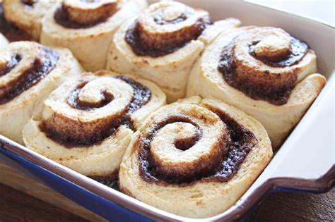 Quick Cinnamon Buns With Maple Buttermilk Icing