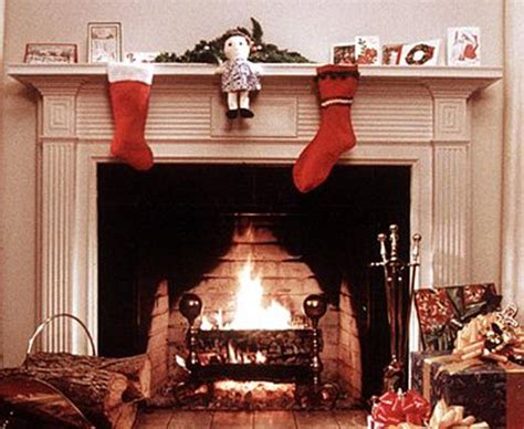 Created by george ford, this version of the yule log is as simple as they come. The Yule Log / WPIX Yule Log