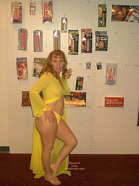 Wife Shows At Adult Store February 2004 Voyeur Web