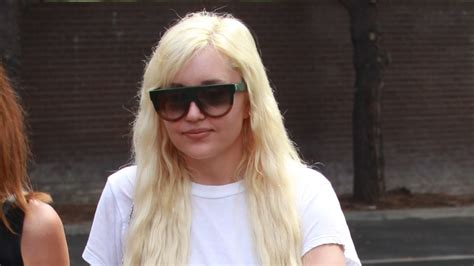 American Actress Amanda Bynes 36 Placed On Psychiatric Hold After