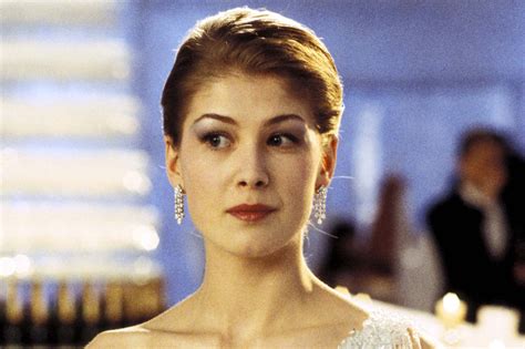 Rosamund Pike Regrets One Of Her Most Talked About Roles Giant