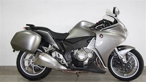 Honestly between ktm,triumph,bmw,yamaha, suzuki, etc there i've read that some new vfr1200's are being offered at less than $11k, which seems like a steal even with some of the shortcomings. HONDA VFR 1200 F - MOTOTROFA