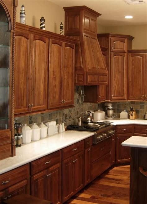 Hgtv has inspirational pictures, ideas and expert tips on country kitchen cabinets that can help you create a warm and cozy dream kitchen. Walnut Kitchen Cabinets - currently working on achieving ...