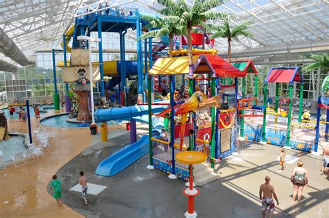 Big Splash Adventure Indiana Indoor Water Park Resort