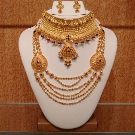 21 Traditional Gold Jewelry Set Designs For Marriage South India Jewels