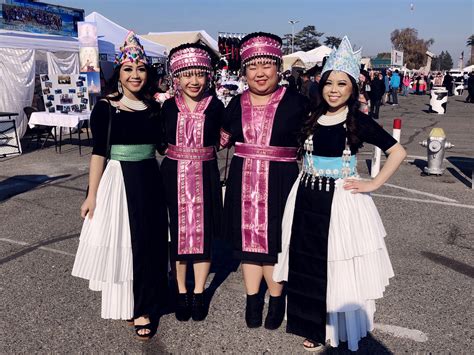 fresno-hmong-new-year-outfits-yearly-reflection-roses-and-wine