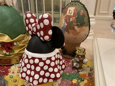 Touring The Disney Easter Egg Display At The Grand Floridian