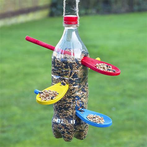 Bottle Bird Feeder Baker Ross Selbst Gemachte Vogelf Tterpl Tze Diy Flasche Plastikflaschen