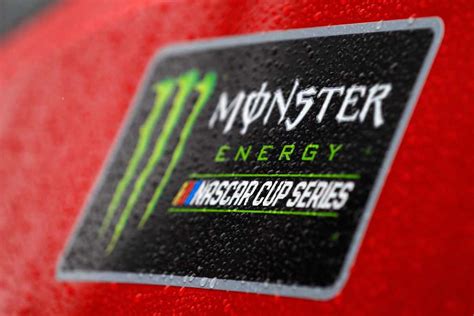 Sprint cup races are run on sunday afternoons since sprint cup races are by far the most popular in the united states, this article will focus on that series. Chase Elliott was missing a Monster Energy logo at Kansas ...