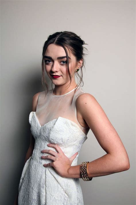 Elrondmcwank Maisie Williams Maisie Williams Sophie Turner Women