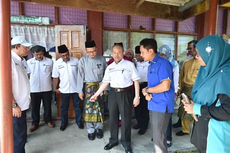 Senarai lokasi kedai eco shop di seluruh malaysia. KPM - Lawatan KSU KPM Ke Tiga Buah Sekolah di Sabak Bernam