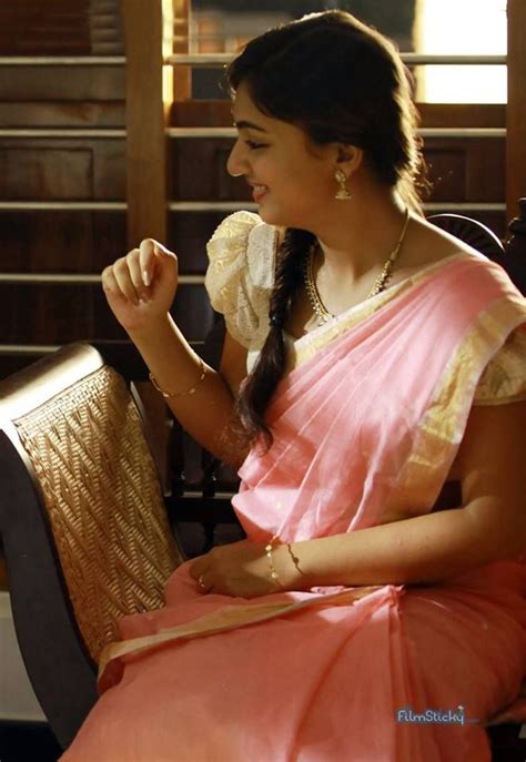 Nazriya Nazim In Saree Veethi