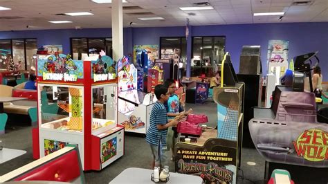 Chuck E Cheeses 17 Photos And 15 Reviews Pizza 14308 Dale Mabry