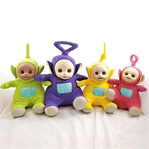 Teletubbies Dipsy And Laa Laa - Toys & Hobbies Teletubbies Set of 4 Plush Dolls Featuring 10 Po Dipsy