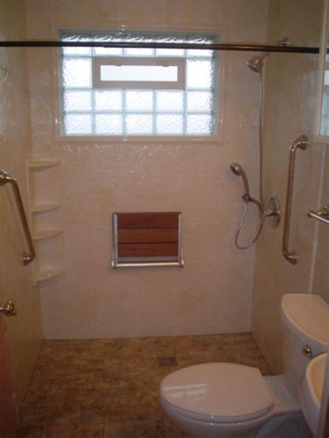 When planning a bathroom (either when building new or remodeling) there are plenty of rules of thumb to follow for bathroom layout. Bathroom Designs 5 X 9 Stunning 25 Small Bathroom 5 X 5 ...